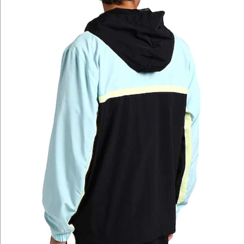 Puma Commitment Day Windbreak Jacket - Picture 12 of 16
